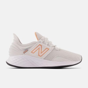 Zapatillas Lifestyle New Balance Fresh Foam Roav Mujer Beige | EC 2313DN