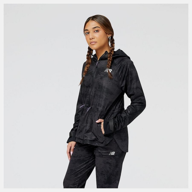 Chaquetas New Balance Impact Run AT Waterproof Mujer Negras | EC 2067HK