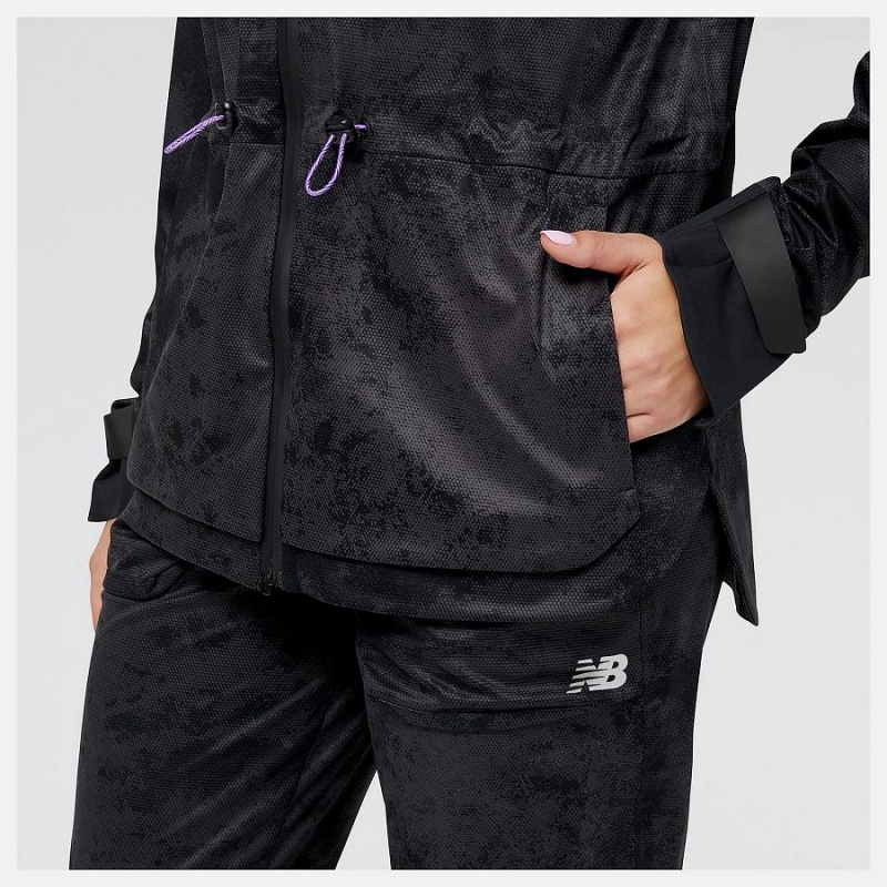 Chaquetas New Balance Impact Run AT Waterproof Mujer Negras | EC 2067HK