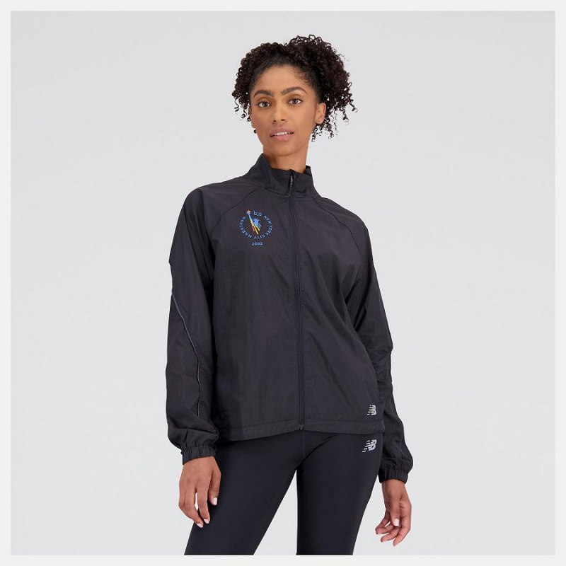 Chaquetas New Balance NYC Marathon Impact Run Light Pack Mujer Negras | EC 2078QZ