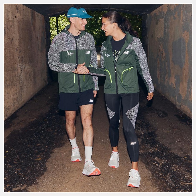 Chaquetas New Balance NYC Marathon PMV Shutter Speed Mujer Verde | EC 2079WY
