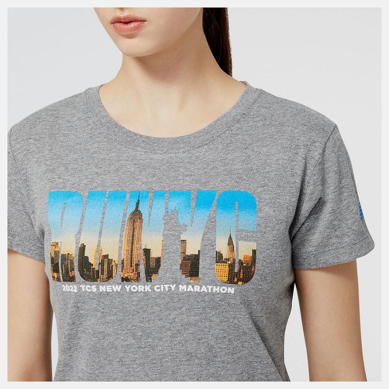 Tops New Balance NYC Marathon RUNYC Sunset Skyline Estampadas Mujer Gris | EC 2225KI