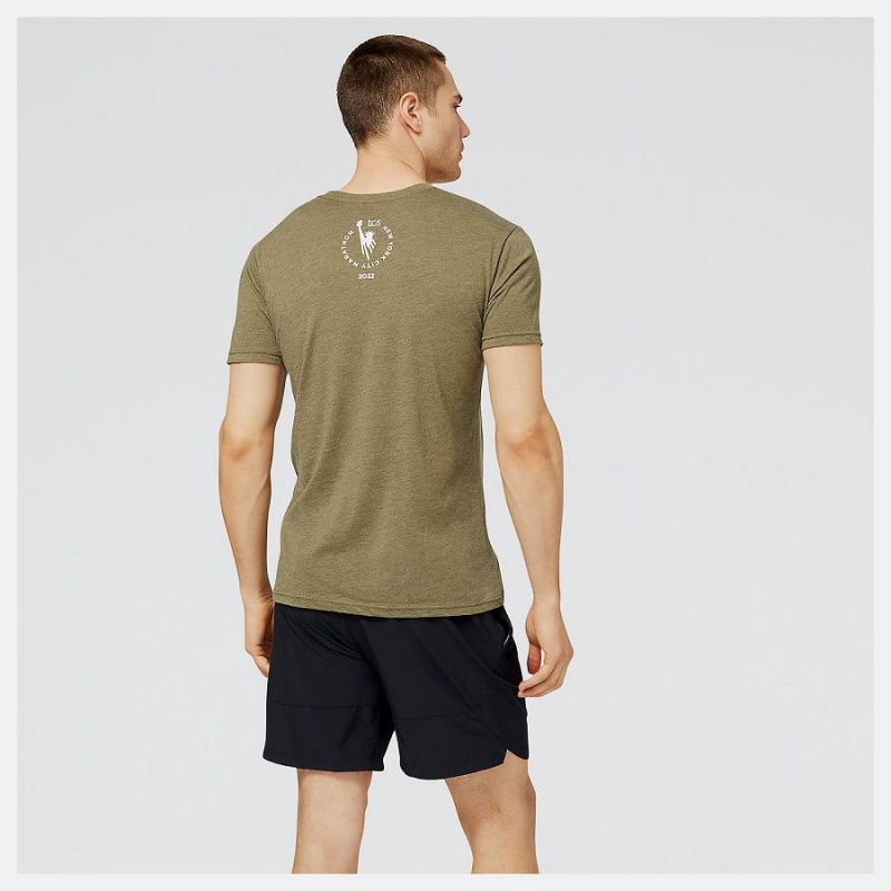 Tops New Balance NYC Marathon Taxi Estampadas Hombre Verde Oliva | EC 1555BC