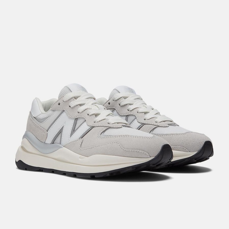Zapatillas Lifestyle New Balance 57/40 Mujer Gris | EC 2296AP