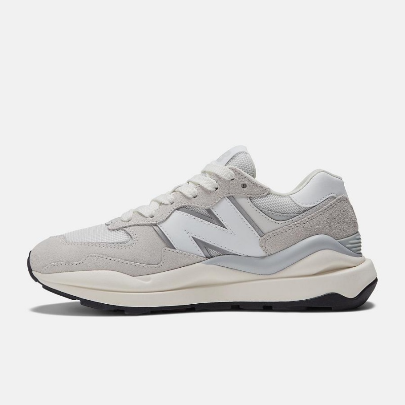 Zapatillas Lifestyle New Balance 57/40 Mujer Gris | EC 2296AP