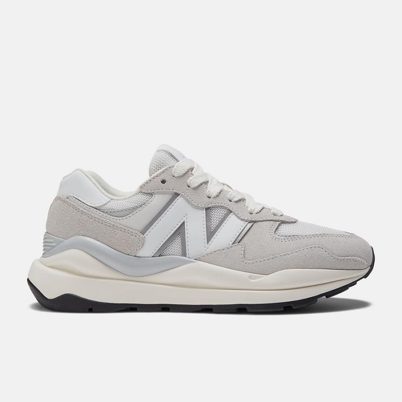 Zapatillas Lifestyle New Balance 57/40 Mujer Gris | EC 2296AP