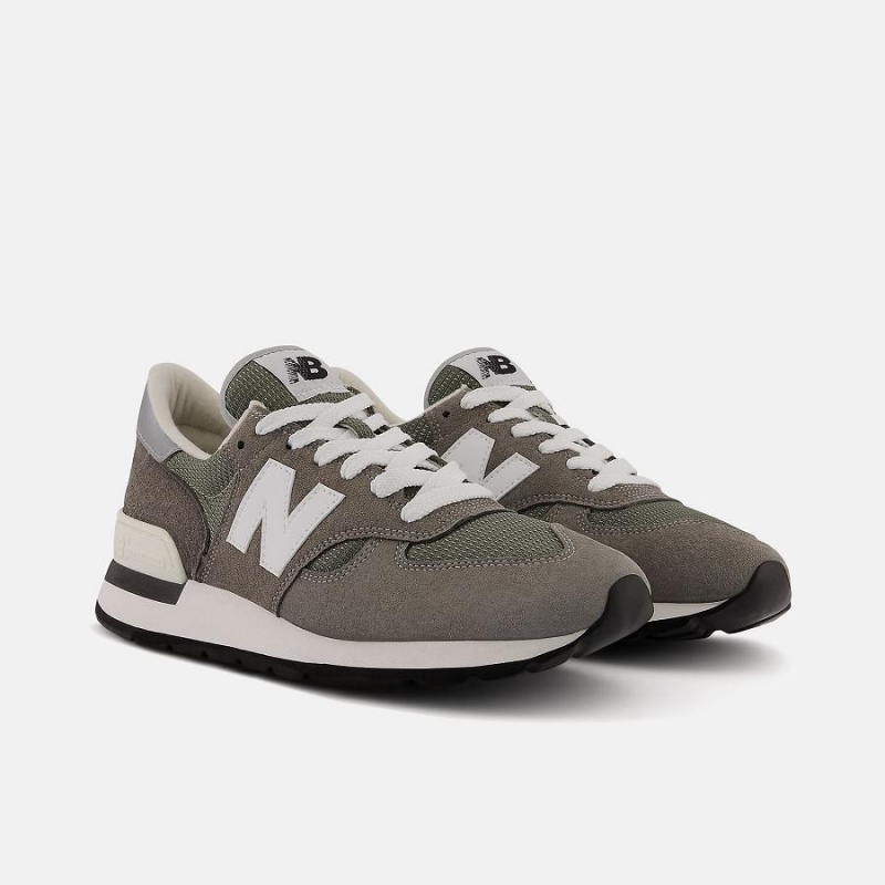 Zapatillas Lifestyle New Balance MADE in USA 990v1 Core Hombre Marrones | EC 1687MA