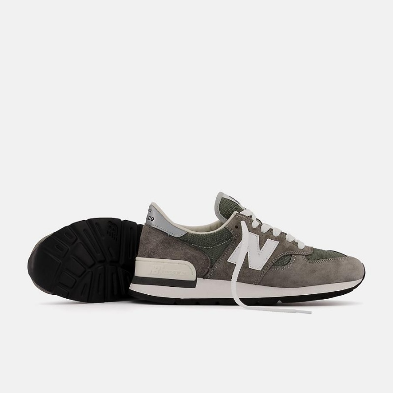 Zapatillas Lifestyle New Balance MADE in USA 990v1 Core Hombre Marrones | EC 1687MA