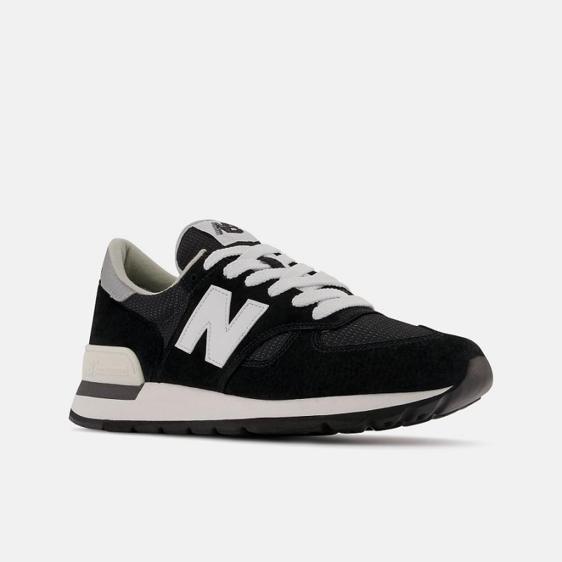 Zapatillas Lifestyle New Balance MADE in USA 990v1 Core Hombre Negras | EC 1686NB