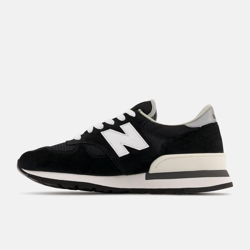 Zapatillas Lifestyle New Balance MADE in USA 990v1 Core Hombre Negras | EC 1686NB