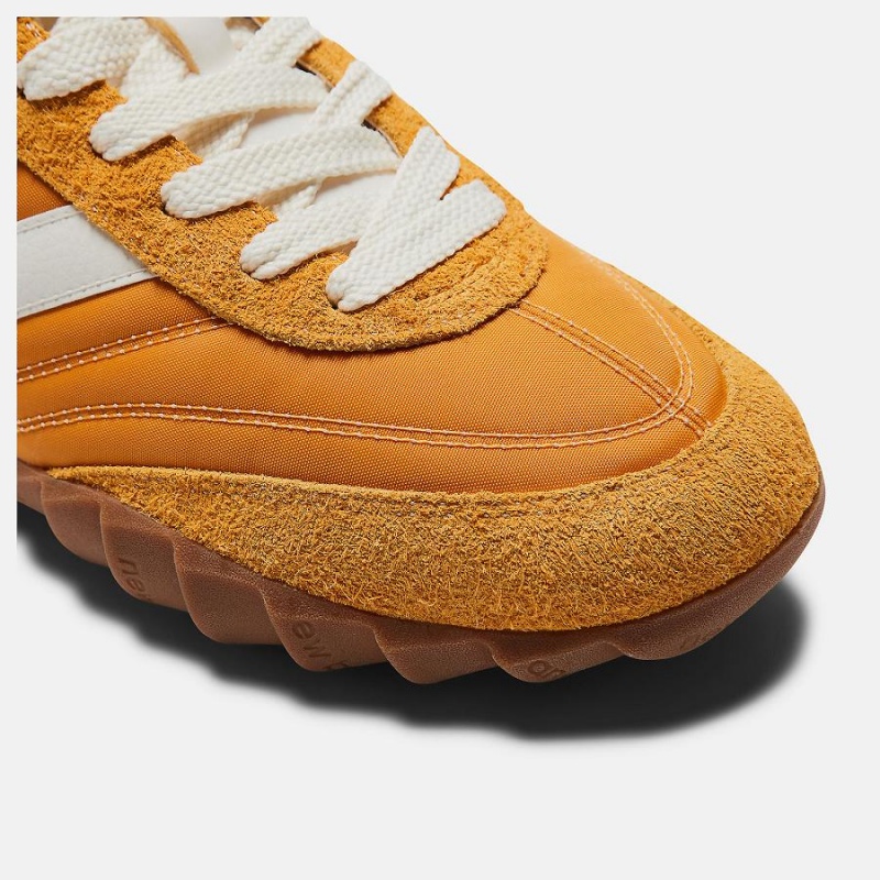 Zapatillas Lifestyle New Balance x Donald Glover Presents RC30 Hombre Marrones | EC 1698AP