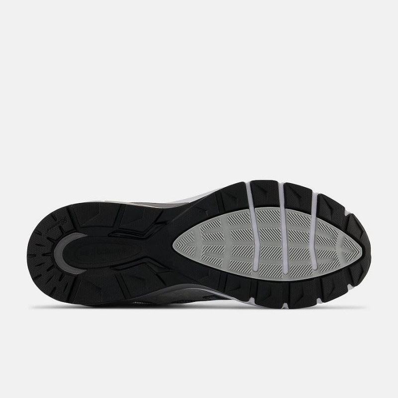 Zapatillas Para Caminar New Balance MADE in USA 990v5 Core Hombre Gris | EC 1819WY